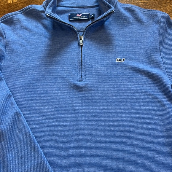 VINEYARD VINES MENS QUARTER ZIP SIZE MEDIUM - Picture 3 of 5